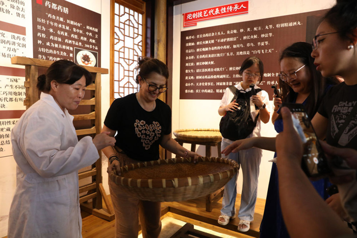 1765810317341728.jpeg 20251215b053b1127e924c4fa9ac030d23769578_20251215586a4b2d40744c0b9e6d500c82418324.jpeg